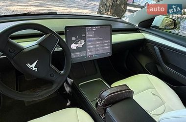 Седан Tesla Model 3 2021 в Одессе