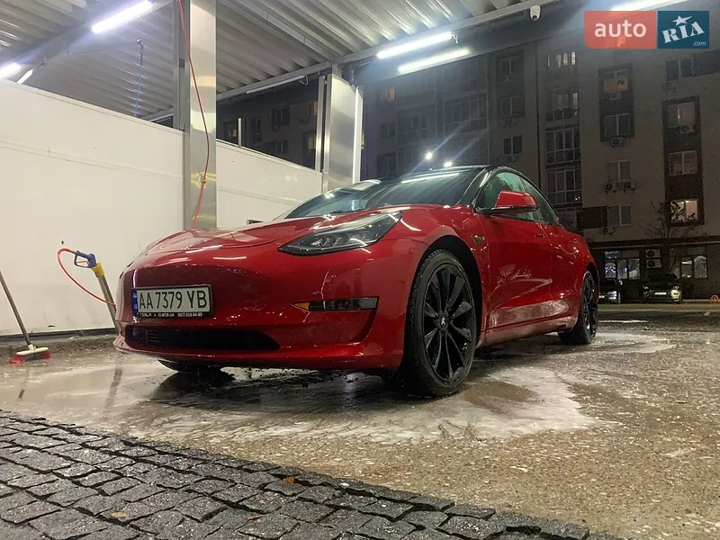 Tesla Model 3