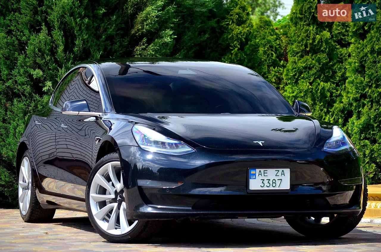 2018 Tesla Model 3 - мініатюра 9
