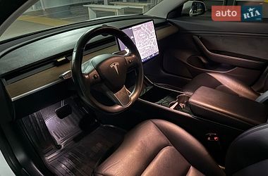 Седан Tesla Model 3 2018 в Киеве