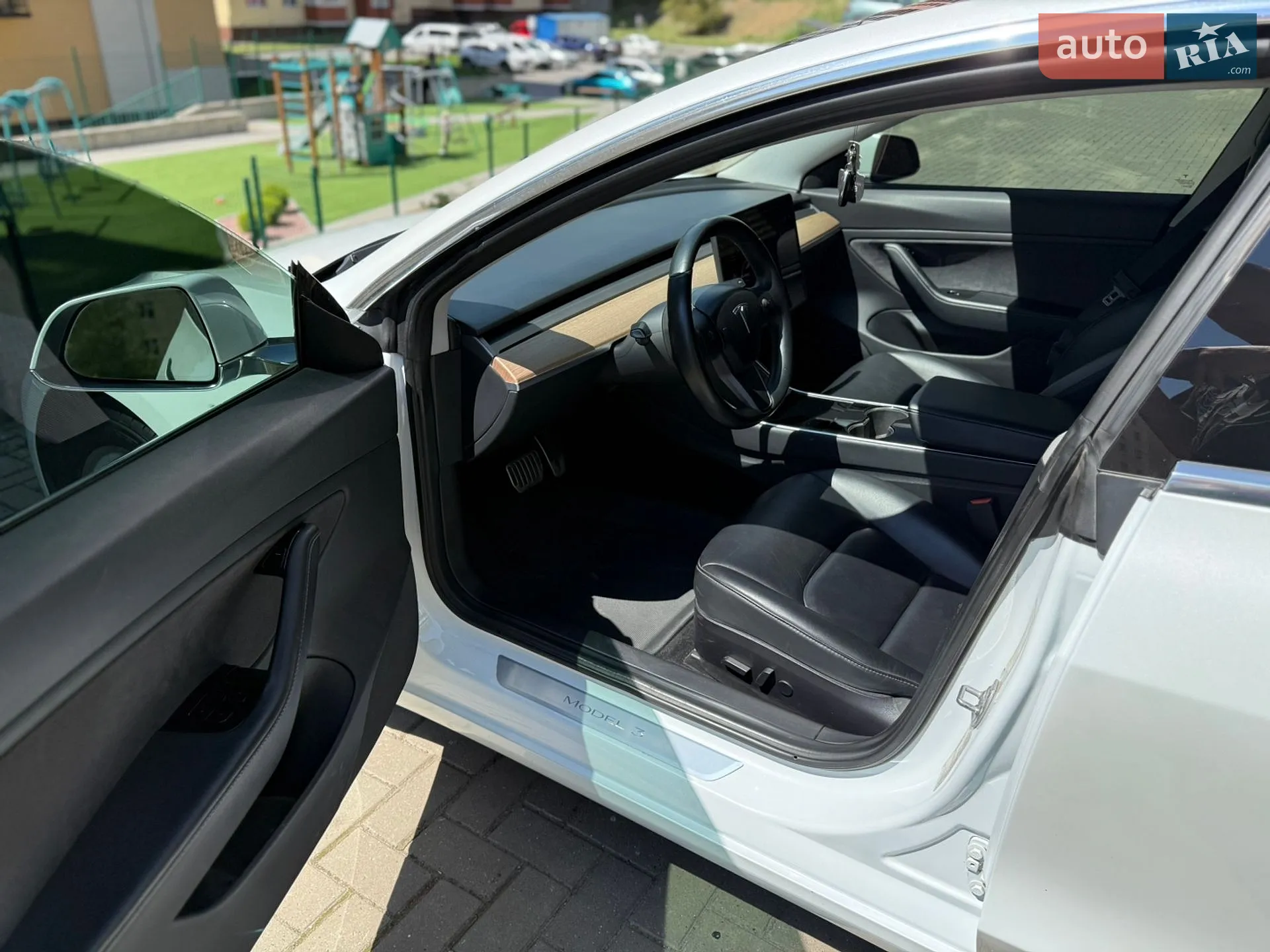 2018 Tesla Model 3 - мініатюра 11