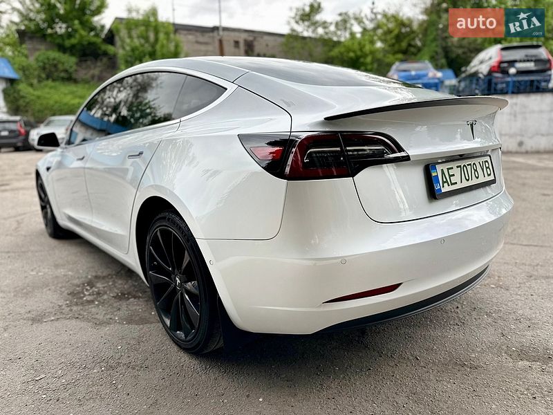 Седан Tesla Model 3 2018 в Кам'янському фото 3 Седан Tesla Model 3 2018 в Кам'янському