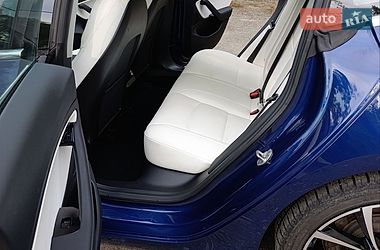 Седан Tesla Model 3 2018 в Киеве