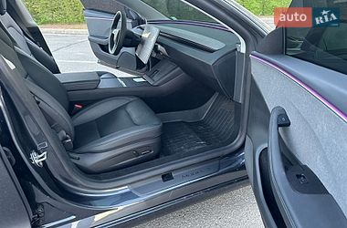 Седан Tesla Model 3 2025 в Києві
