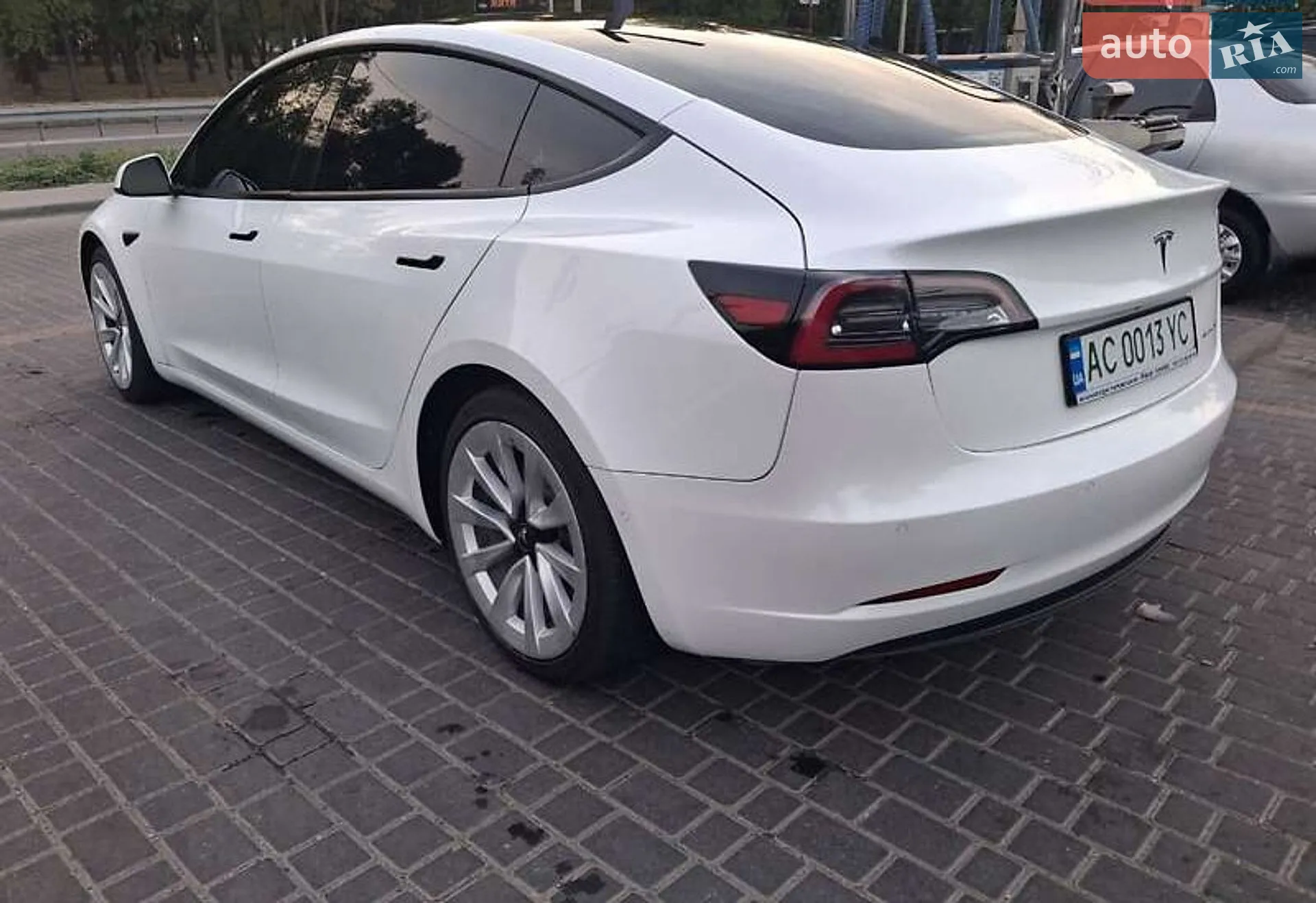 2022 Tesla Model 3 - мініатюра 5