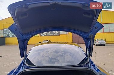 Седан Tesla Model 3 2020 в Житомирі