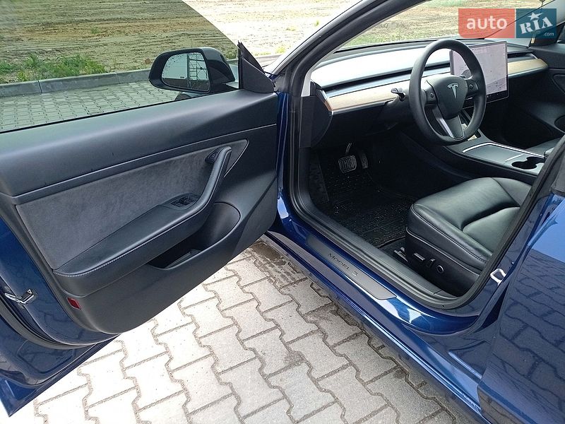 Седан Tesla Model 3 2021 в Львове фото 18 Седан Tesla Model 3 2021 в Львове