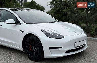 Седан Tesla Model 3 2022 в Киеве фото 13 Седан Tesla Model 3 2022 в Киеве