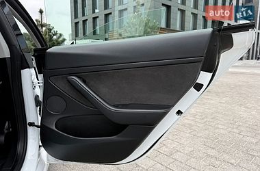 Седан Tesla Model 3 2022 в Киеве фото 36 Седан Tesla Model 3 2022 в Киеве