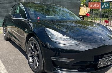 Седан Tesla Model 3 2018 в Одессе