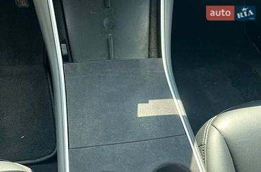 Седан Tesla Model 3 2018 в Одессе
