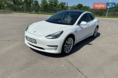 Седан Tesla Model 3 2018 в Харькове