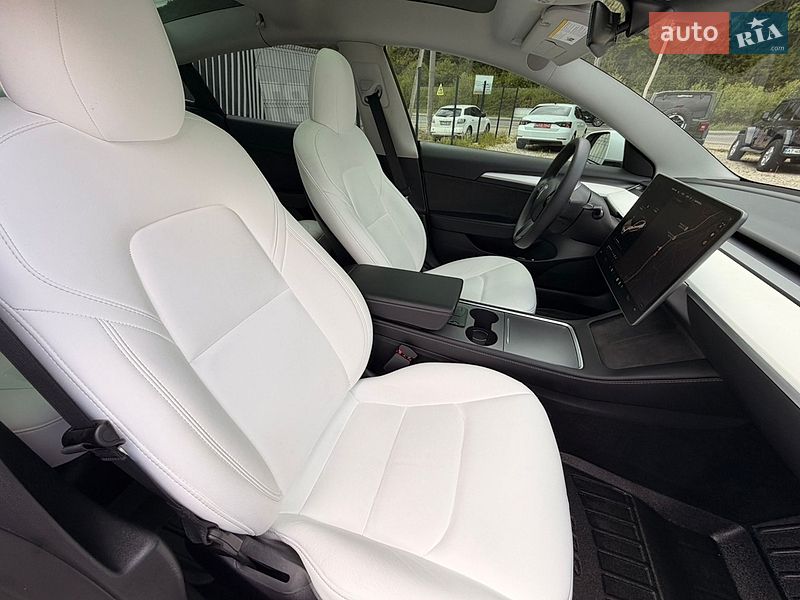 Седан Tesla Model 3 2023 в Яремче фото 27 Седан Tesla Model 3 2023 в Яремче