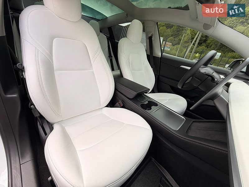 Седан Tesla Model 3 2023 в Яремче фото 30 Седан Tesla Model 3 2023 в Яремче