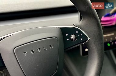 Седан Tesla Model 3 2024 в Киеве