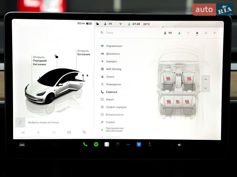 Седан Tesla Model 3 2022 в Києві