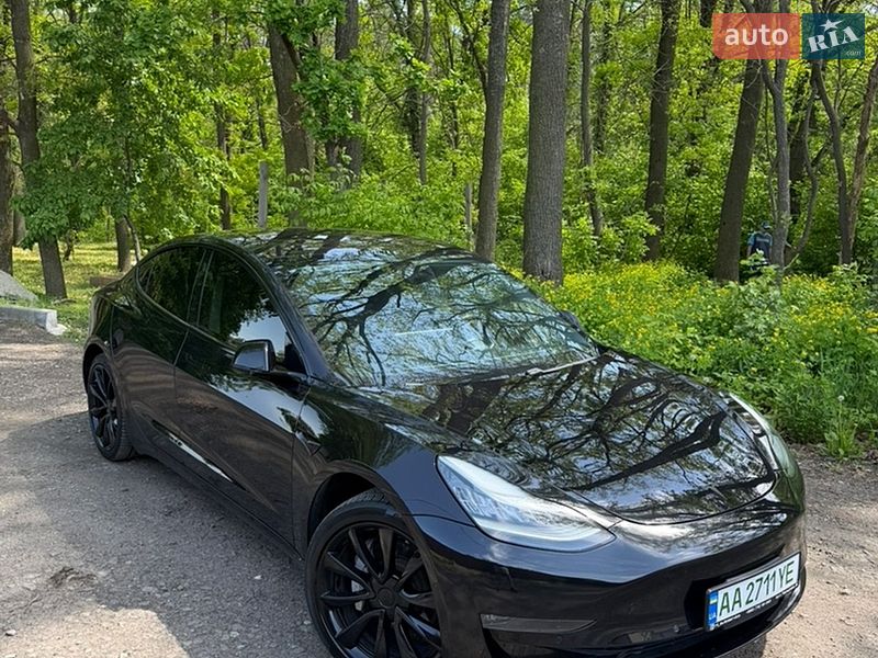 Tesla Model 3 2018 Tesla Model 3 2018