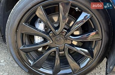 Седан Tesla Model 3 2018 в Киеве