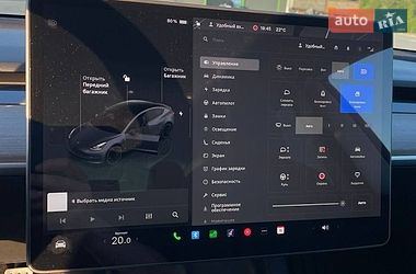 Седан Tesla Model 3 2022 в Киеве