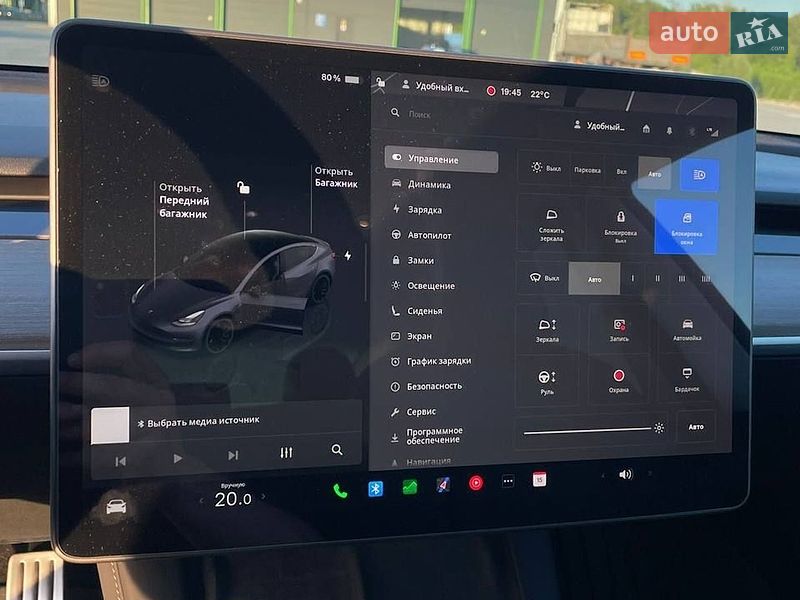 Седан Tesla Model 3 2022 в Киеве