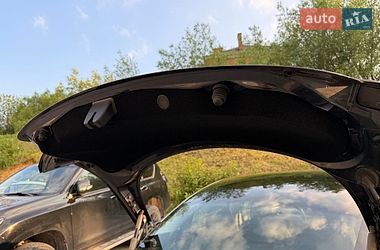 Седан Tesla Model 3 2024 в Львові