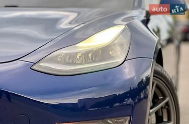 Седан Tesla Model 3 2021 в Харькове