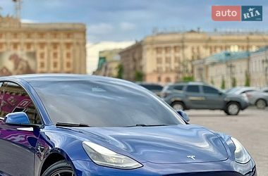 Седан Tesla Model 3 2021 в Харькове