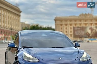Седан Tesla Model 3 2021 в Харькове