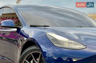 Седан Tesla Model 3 2021 в Харкові