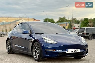 Седан Tesla Model 3 2021 в Харькове