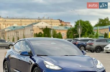 Седан Tesla Model 3 2021 в Харькове