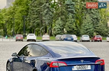 Седан Tesla Model 3 2021 в Харкові