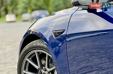 Седан Tesla Model 3 2021 в Харькове