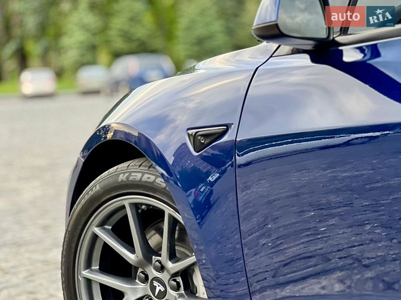 Седан Tesla Model 3 2021 в Харькове