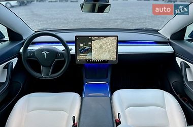 Седан Tesla Model 3 2021 в Харькове