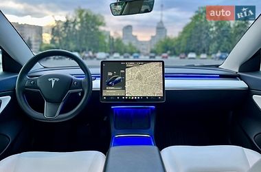Седан Tesla Model 3 2021 в Харькове