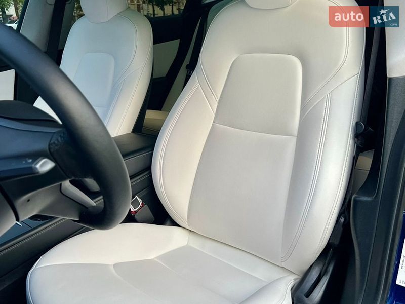 Седан Tesla Model 3 2021 в Харькове