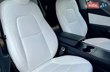 Седан Tesla Model 3 2021 в Харькове