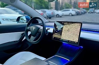 Седан Tesla Model 3 2021 в Харькове