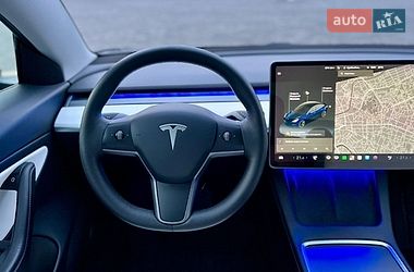 Седан Tesla Model 3 2021 в Харькове