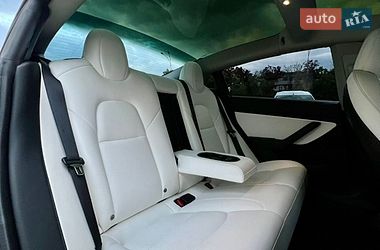 Седан Tesla Model 3 2021 в Харькове