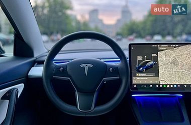 Седан Tesla Model 3 2021 в Харькове