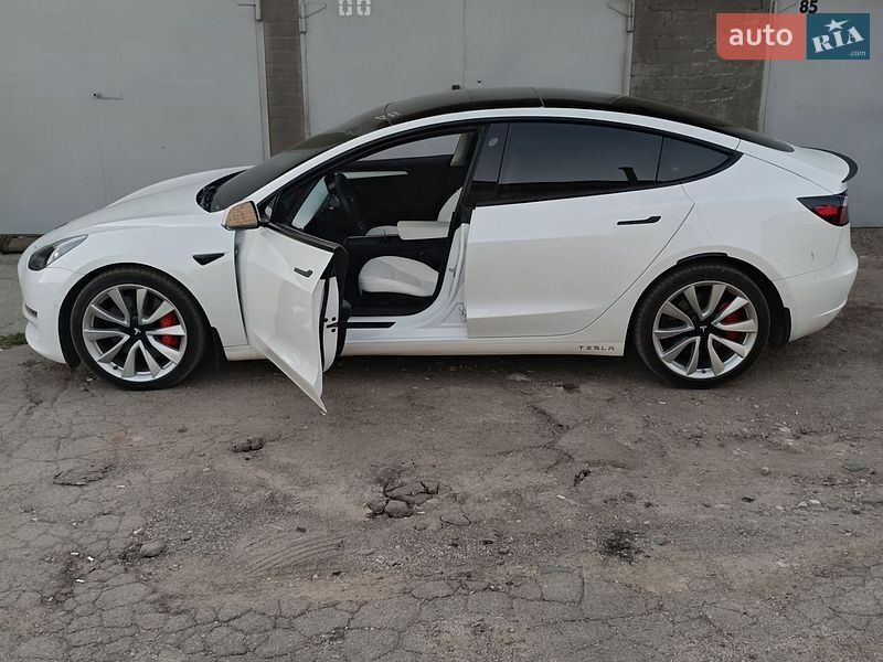 Седан Tesla Model 3 2022 в Кривому Розі фото 28 Седан Tesla Model 3 2022 в Кривому Розі