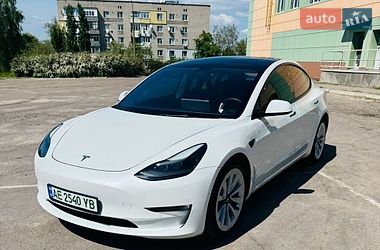 Седан Tesla Model 3 2021 в Верхньодніпровську