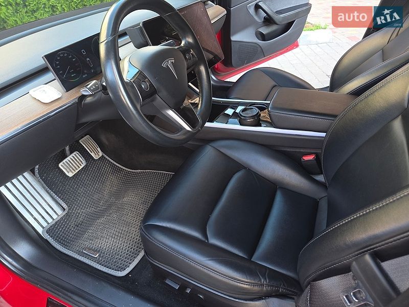 Седан Tesla Model 3 2019 в Одессе