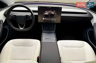 Tesla Model 3 2025