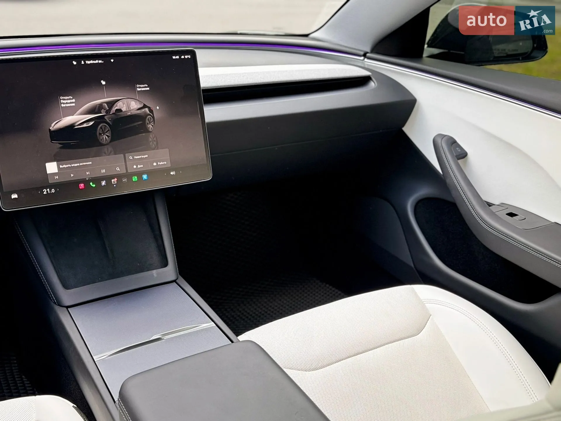 2025 Tesla Model 3 - мініатюра 23