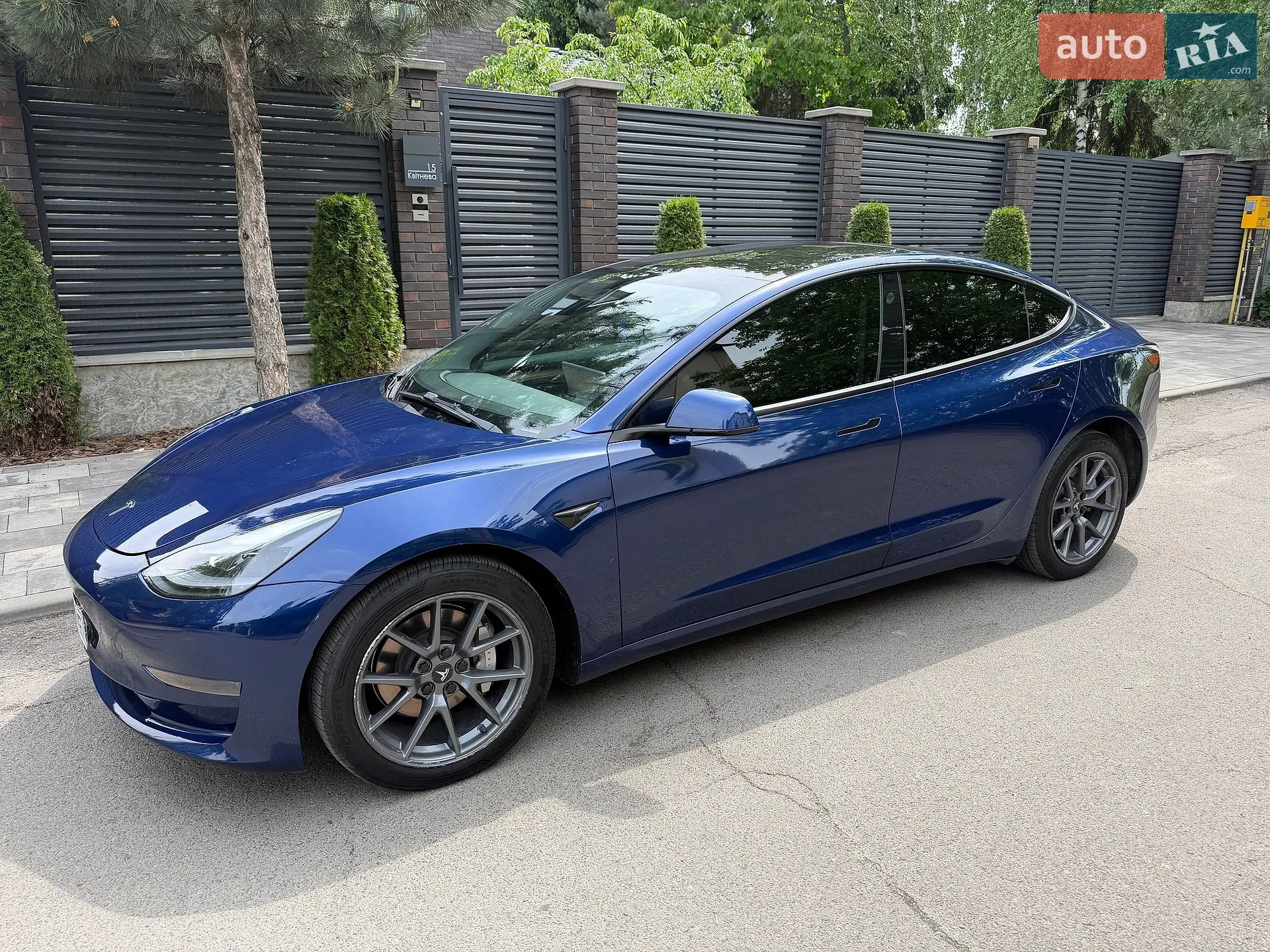 2022 Tesla Model 3 - фото 1