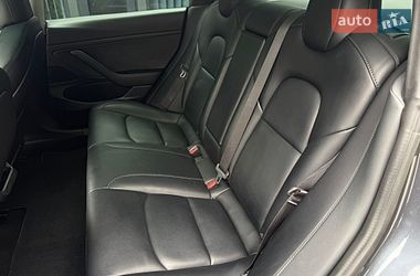 Седан Tesla Model 3 2020 в Ивано-Франковске