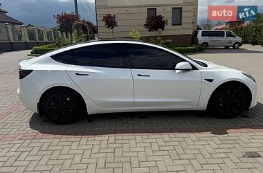 Седан Tesla Model 3 2021 в Золочеве